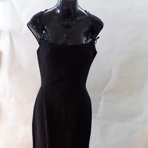 Size 8 NWT long black dress